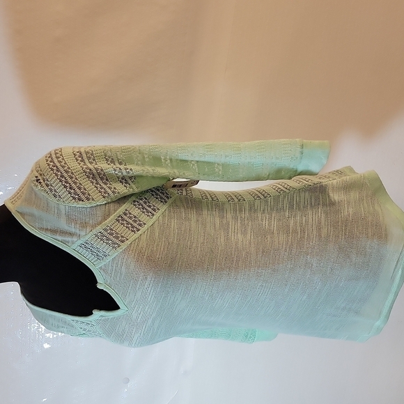 No Boundaries lightweight notch neck mint green sweater top size medium NWT - Picture 3 of 12